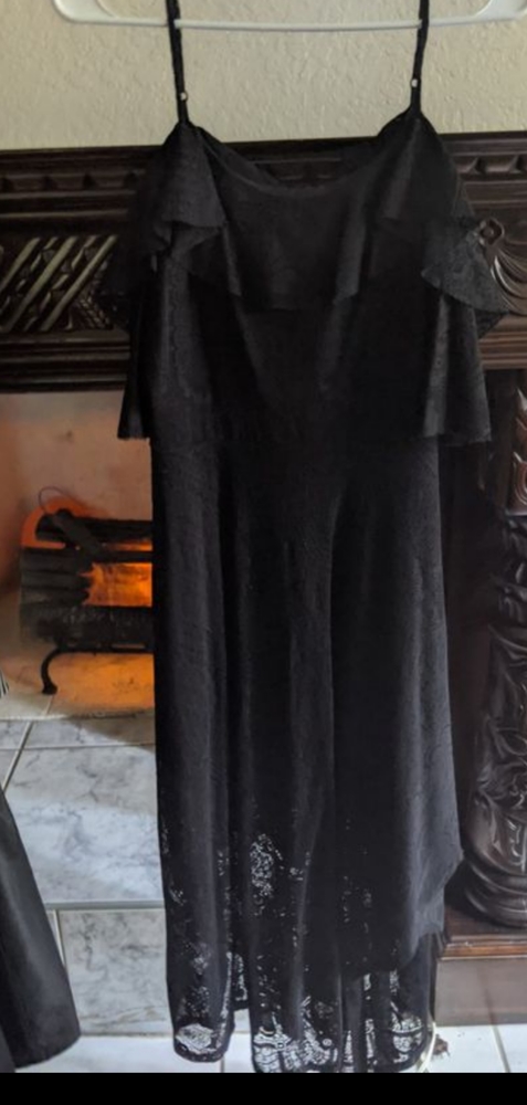 BCBG dress off shoulder sz M